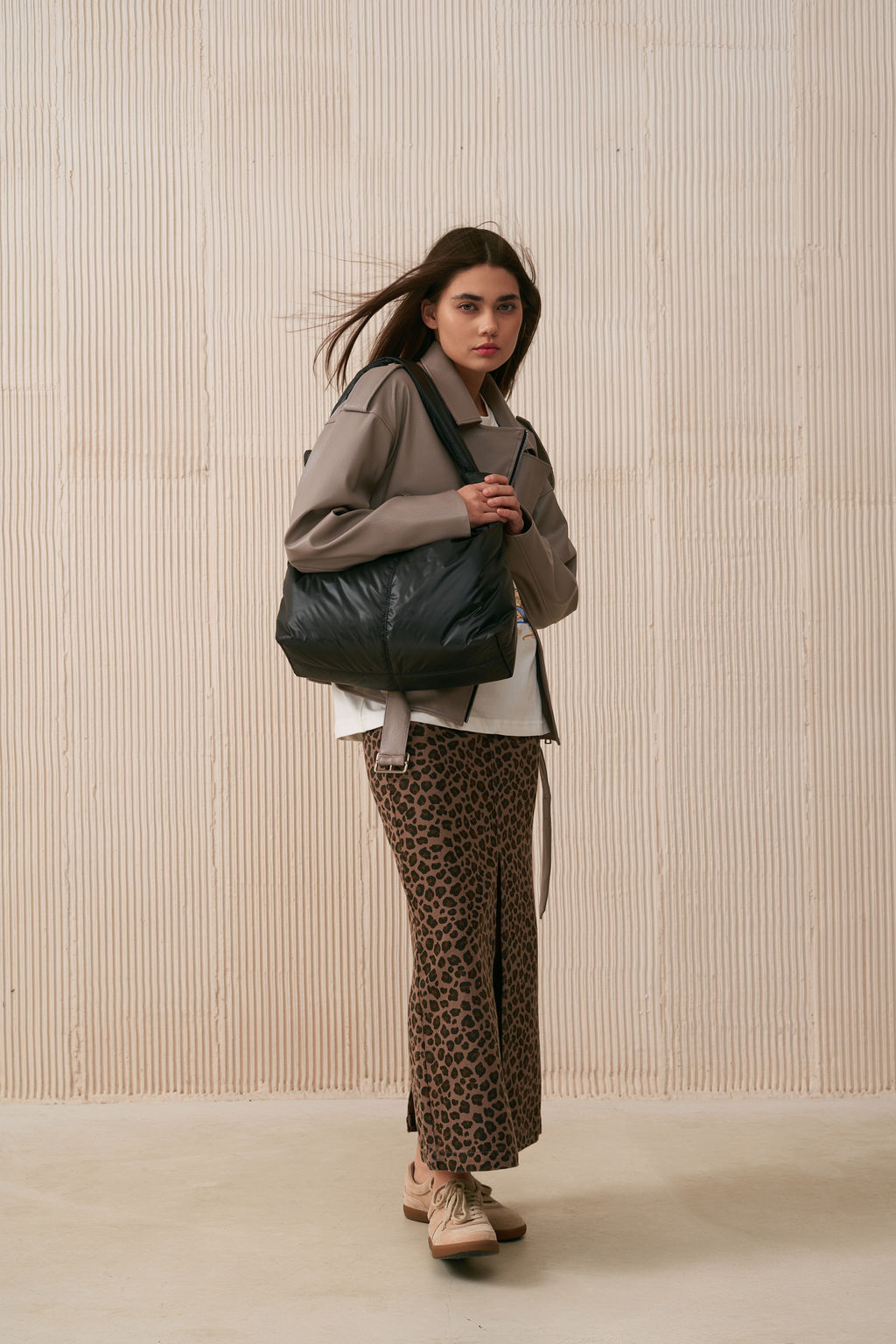 V69 501 02 Сумка женская