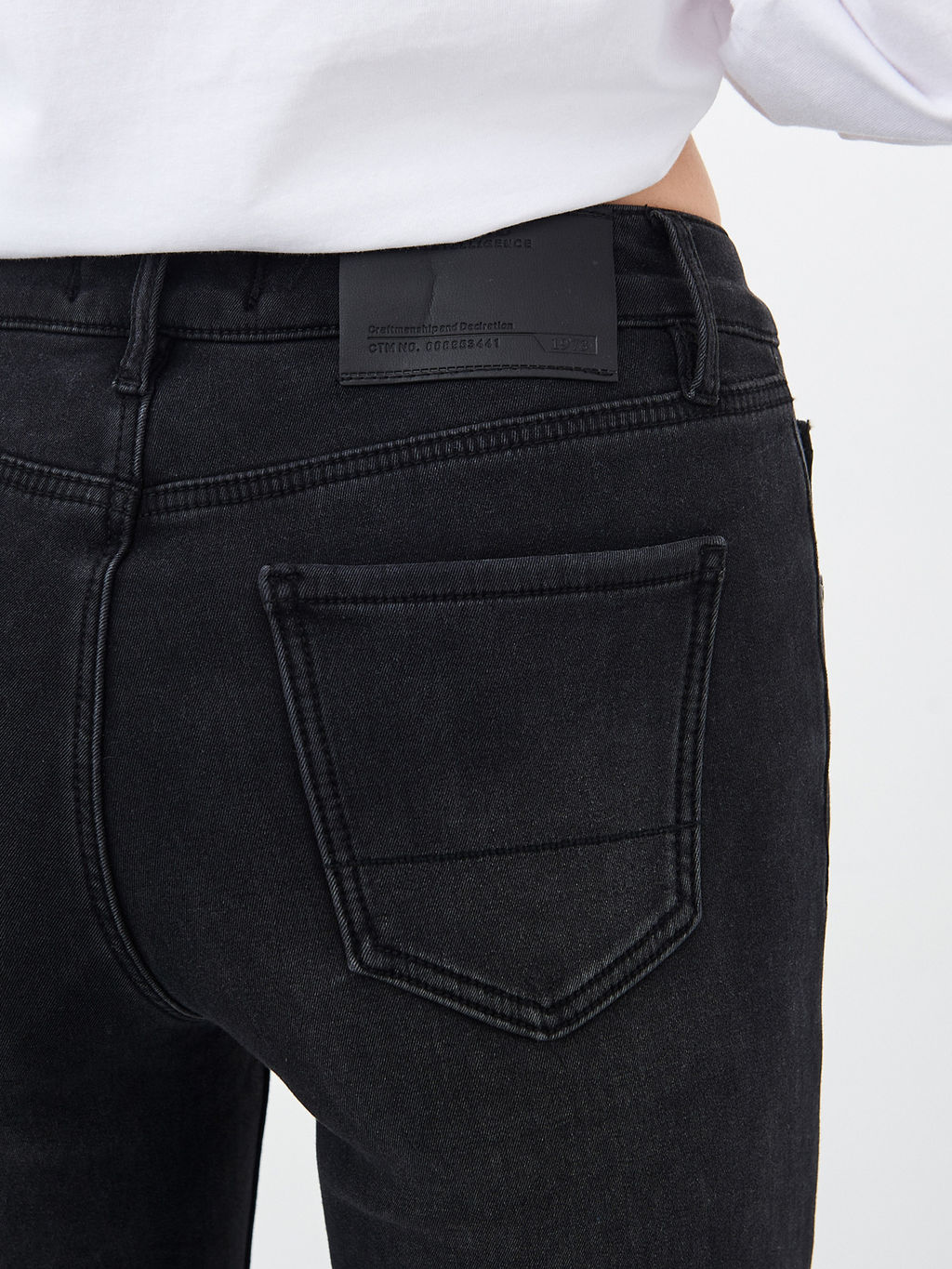 Утепленные женские джинсы широкого кроя на флисе - Mossmore фото 22