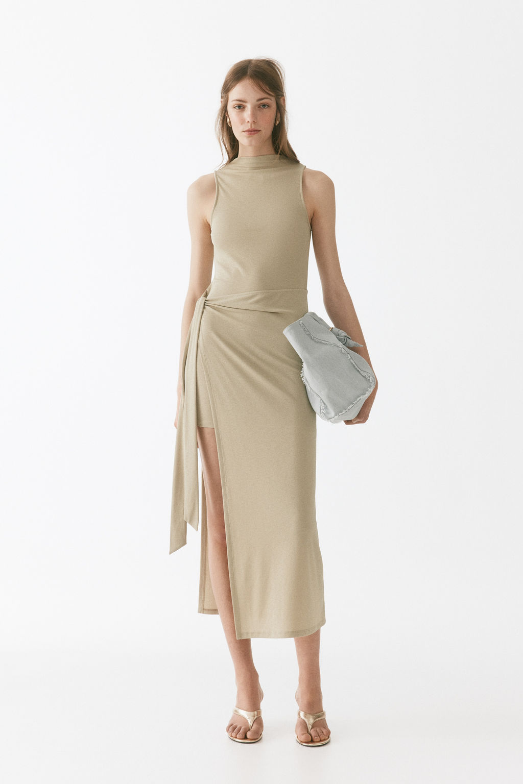 Vestido de canal? con panel decorativo - H&m фото 2