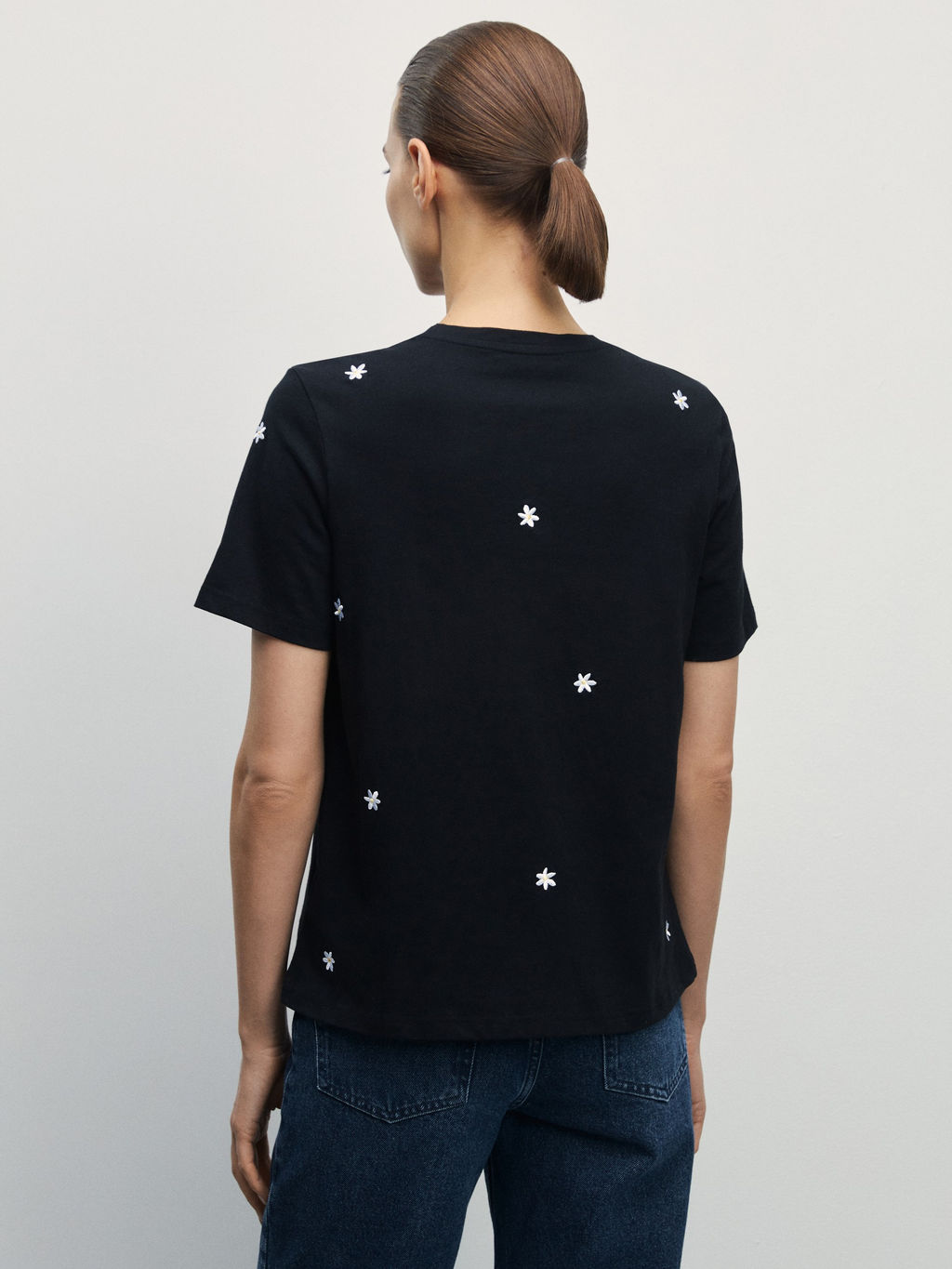 Футболка с вышивкой / Zarina  фото 5