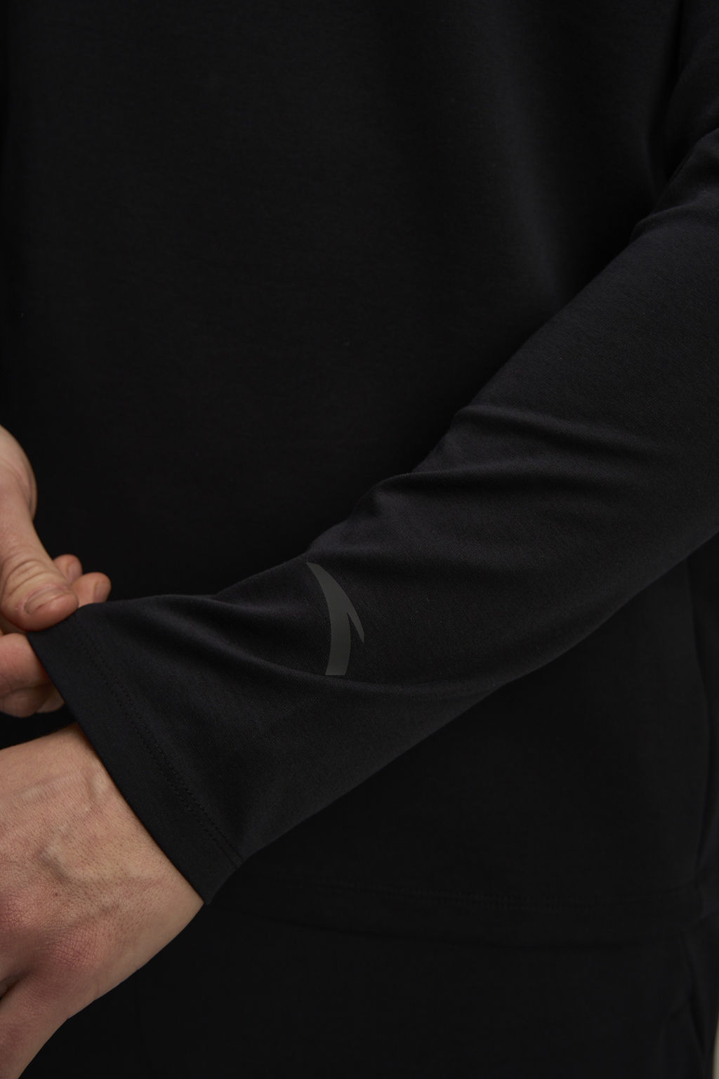 Лонгслив Черный - Anta фото 7