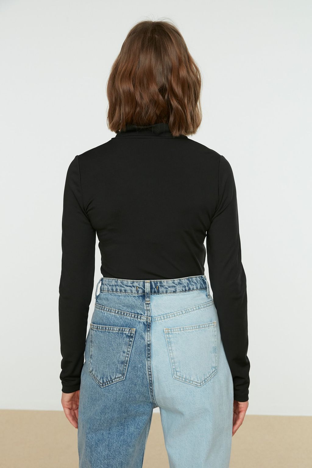 TRENDYOLMILLA Siyah Fermuarl? Dik Yaka Uzun Kollu Esnek C?tc?tl? Orme Body TWOAW21BD0070  фото 5