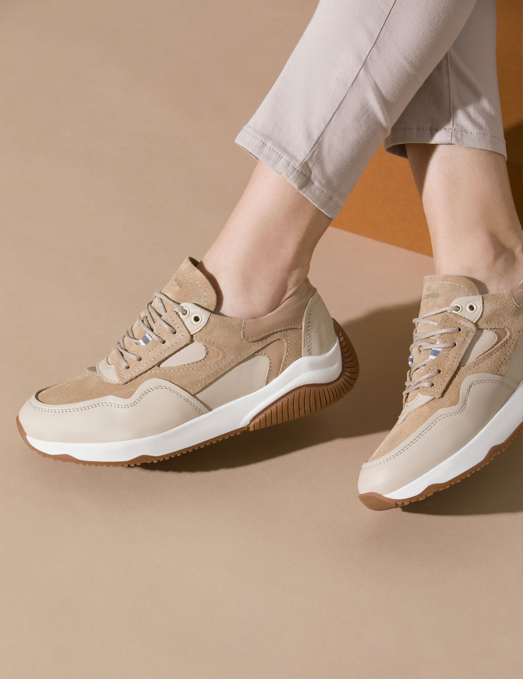 Bej Sneaker