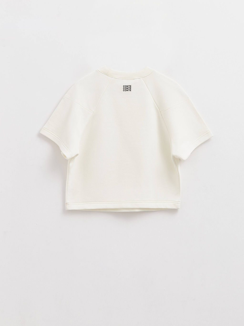 CONTE Футболка из футера со спущенной линией плеч и акцентными швами LD 2587 off-white