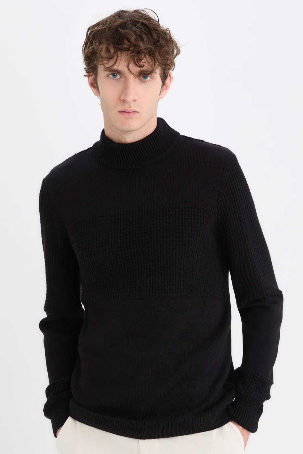 Standart Fit Yar?m Bal?kc? Yaka Triko Kazak - Defacto фото 4