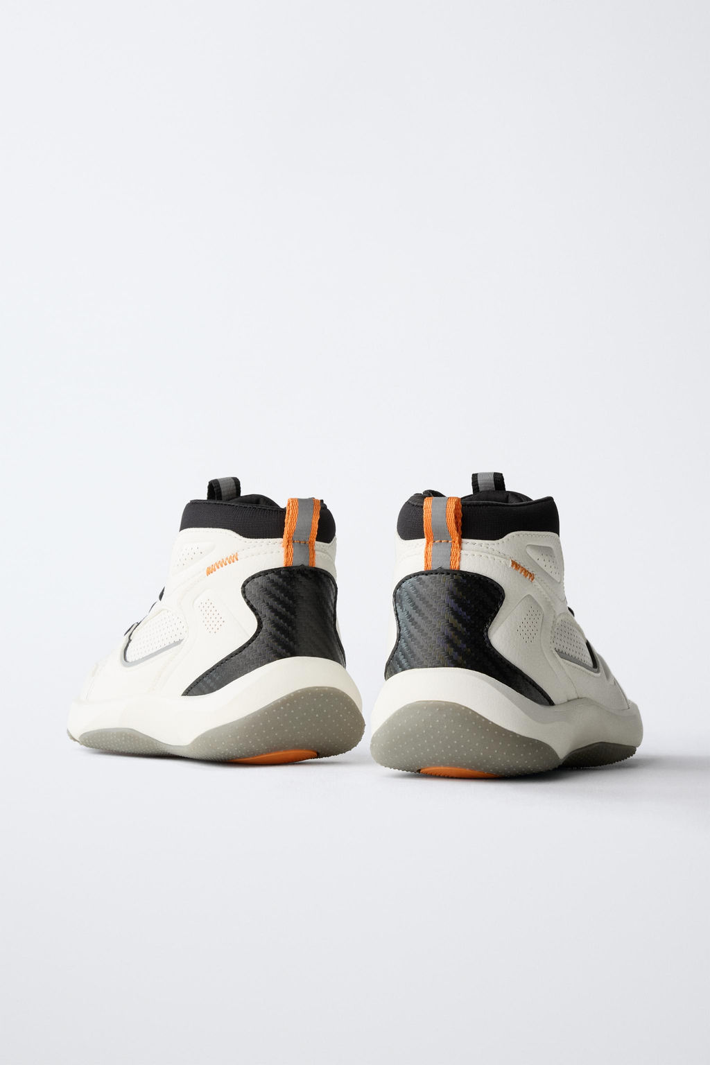 SPORTY HIGH-TOP SNEAKERS