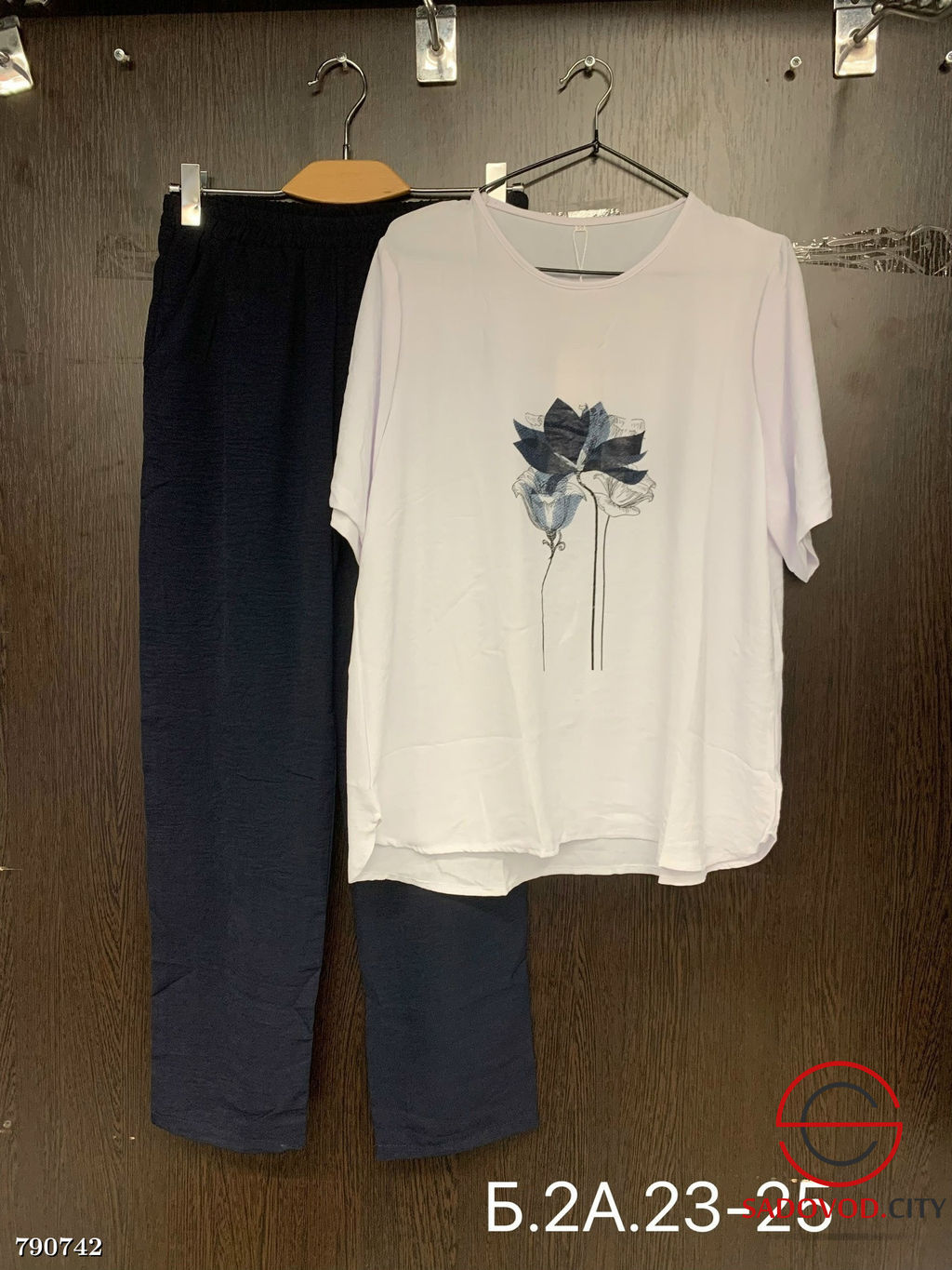 Женский костюм футболка и брюки - Bruno фото 3