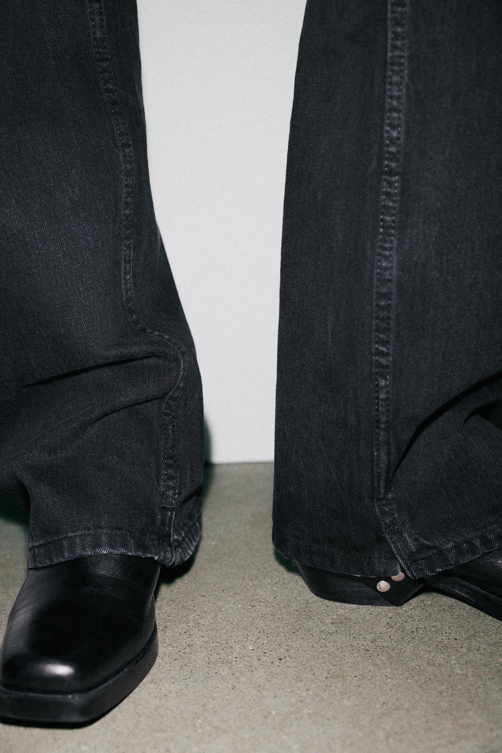TRF STRAIGHT LOW-RISE JEANS - Zara фото 4