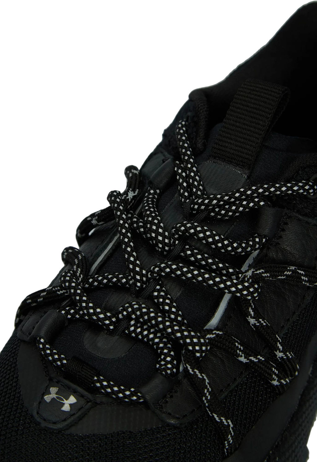 Кроссовки взрослые