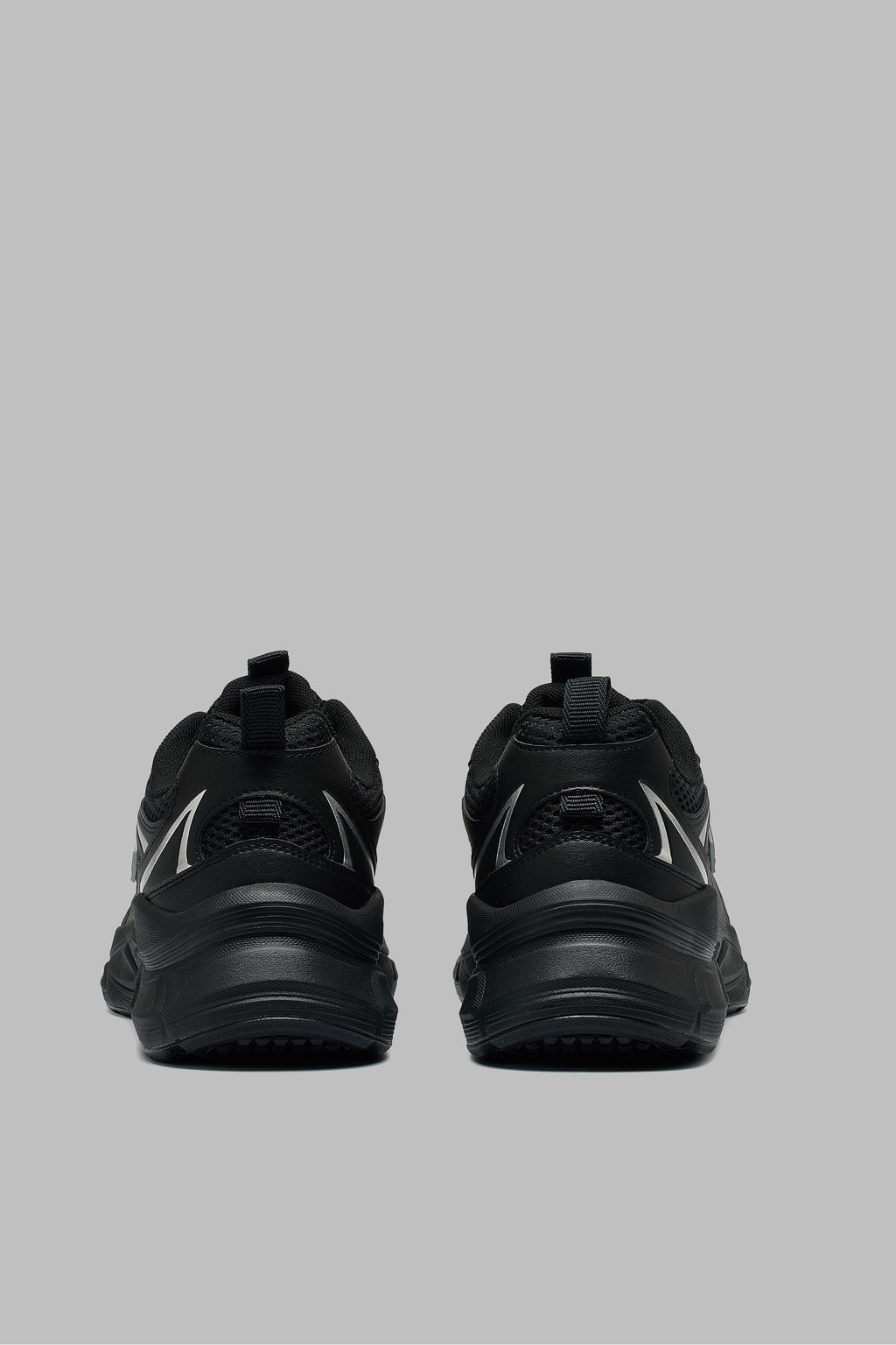 Кроссовки LifeStyle Черный/Серебристый