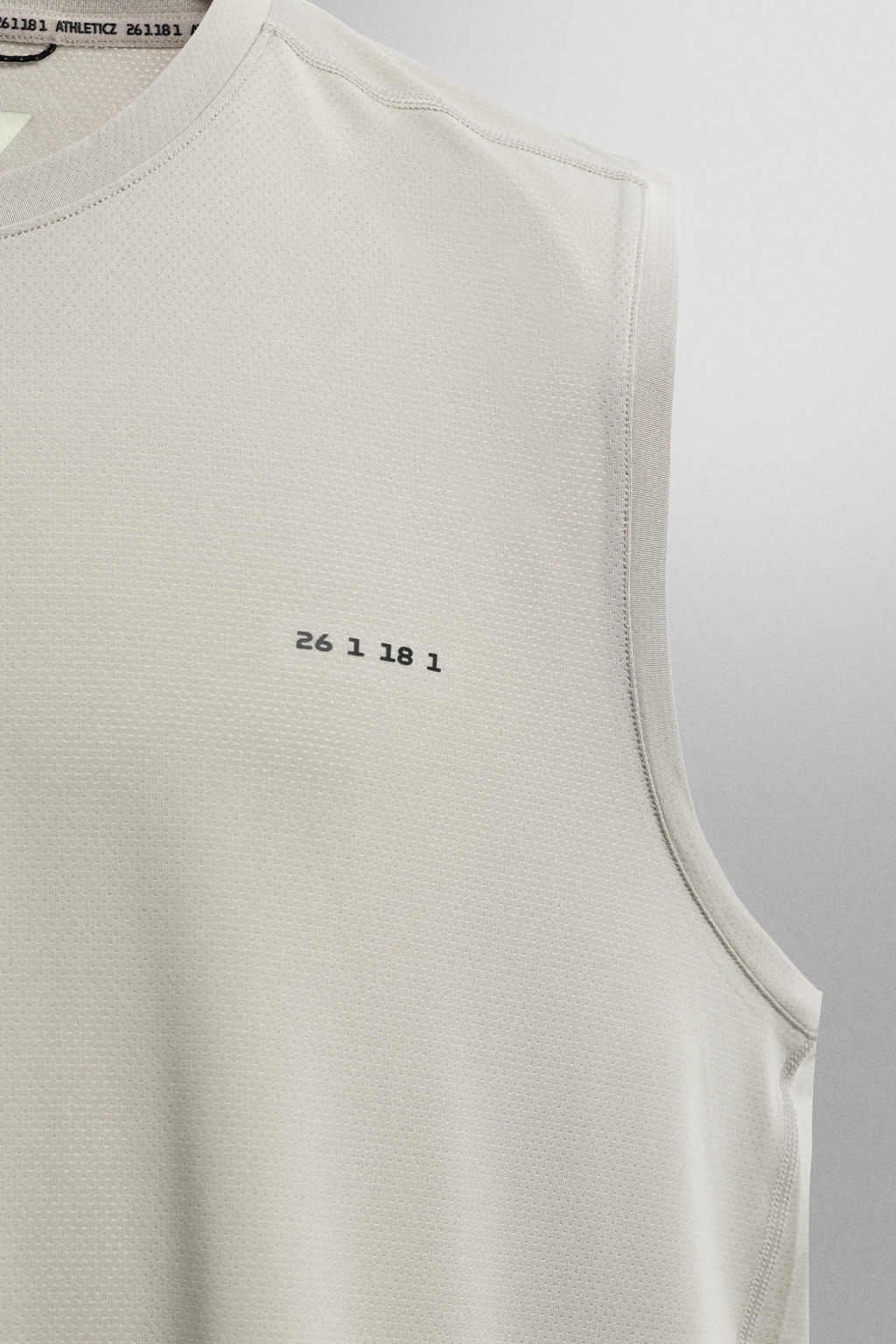 CAMISETA TANK T?CNICA B?SICA / Verde medio