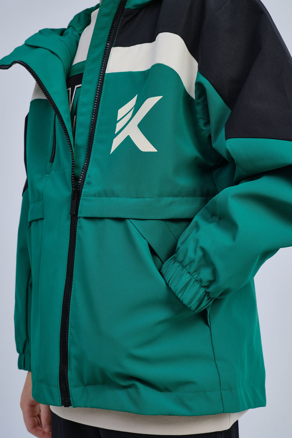 Куртка утепленная с капюшоном Зеленый