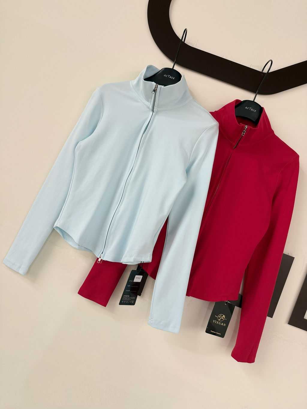 Кофта на молнии