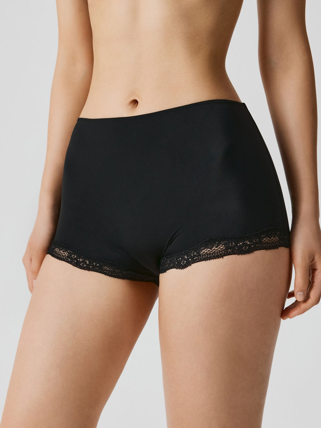 Трусы боксер жен Abana черный Infinity