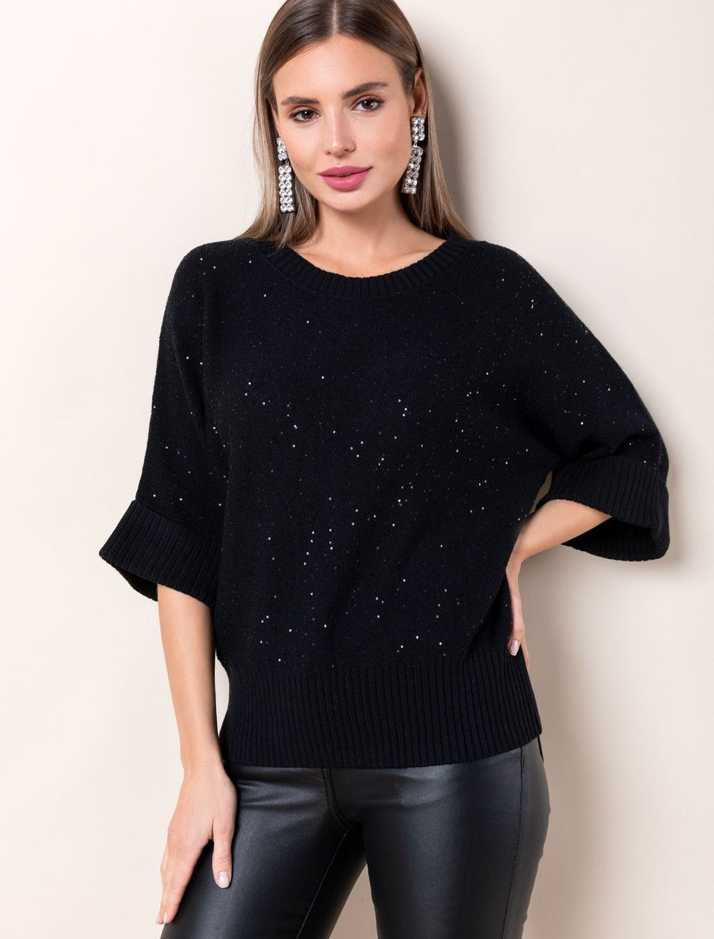 VILATTE / Свободный джемпер крупной вязки с пайетками