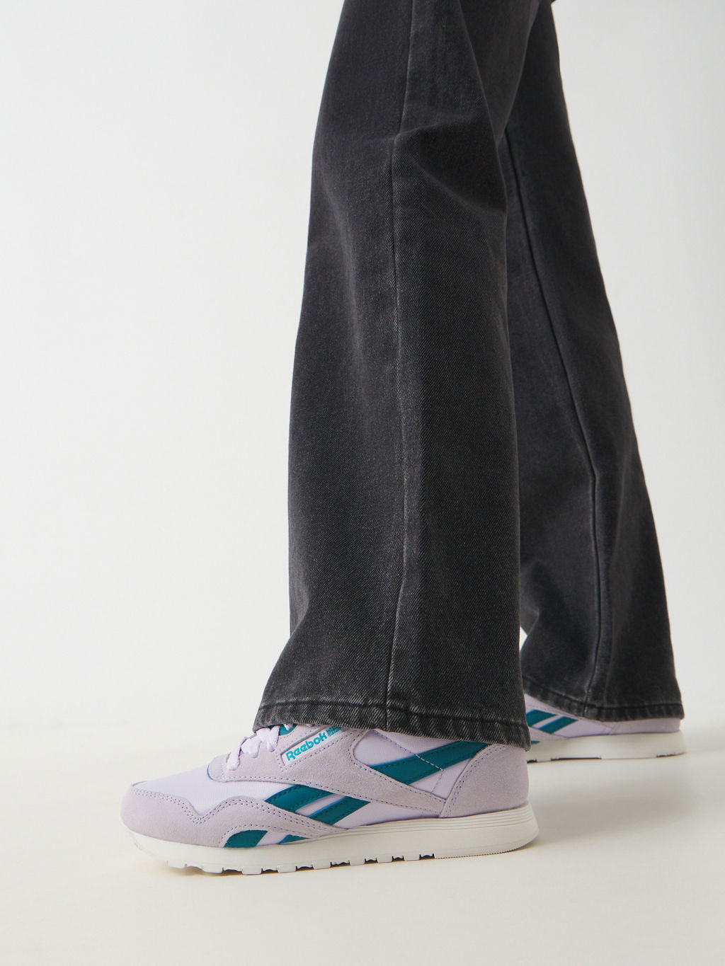 Женские кроссовки REEBOK CLASSIC NYLON Артикул 4494694, бледно-серый