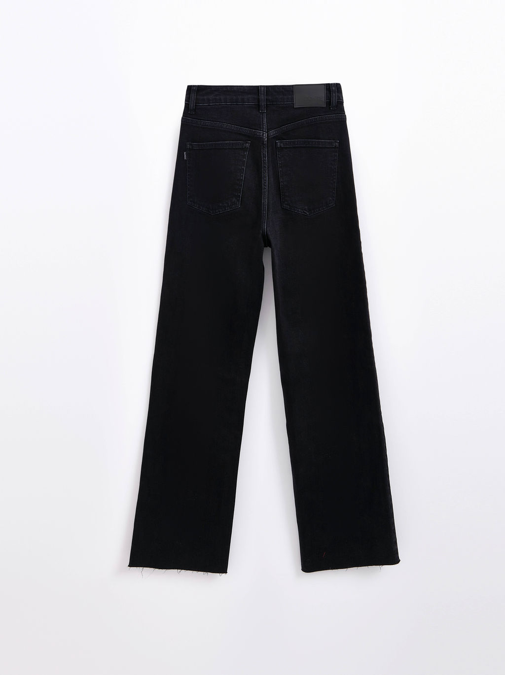 CONTE CON-621 Джинсы прямого кроя из eco-friendly денима с необработанным краем washed black