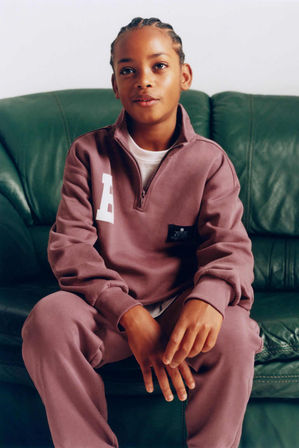 EMBROIDERED JOGGING SWEATSHIRT WITH LABEL - Zara фото 6