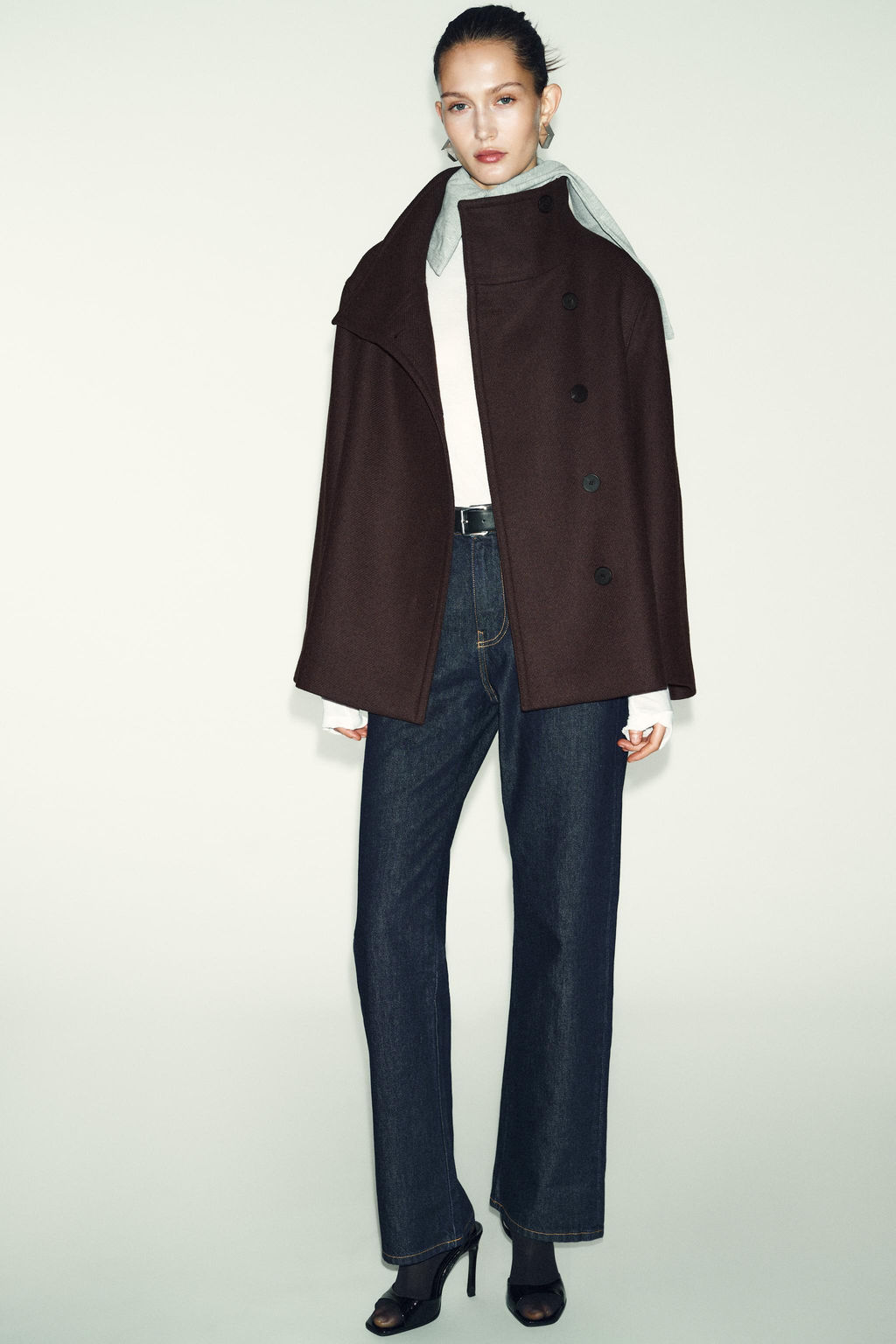 CROPPED WOOL COAT WITH HIGH NECK