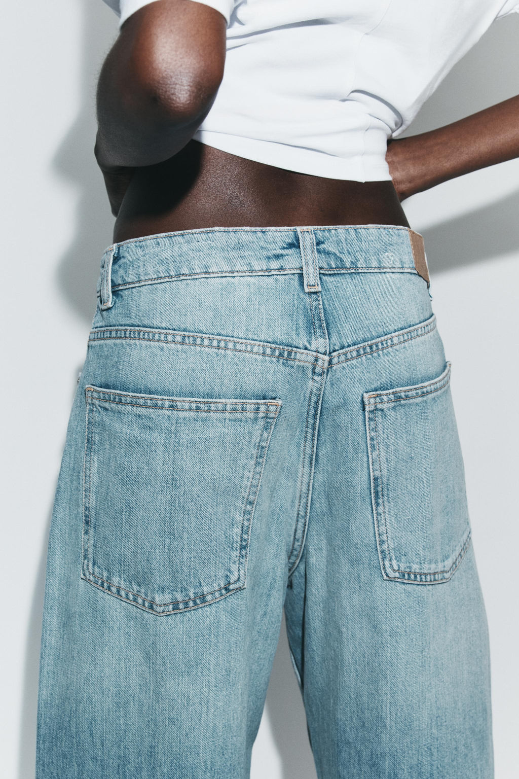 TRF BAGGY BALLOON MID-WAIST JEANS - Zara фото 21