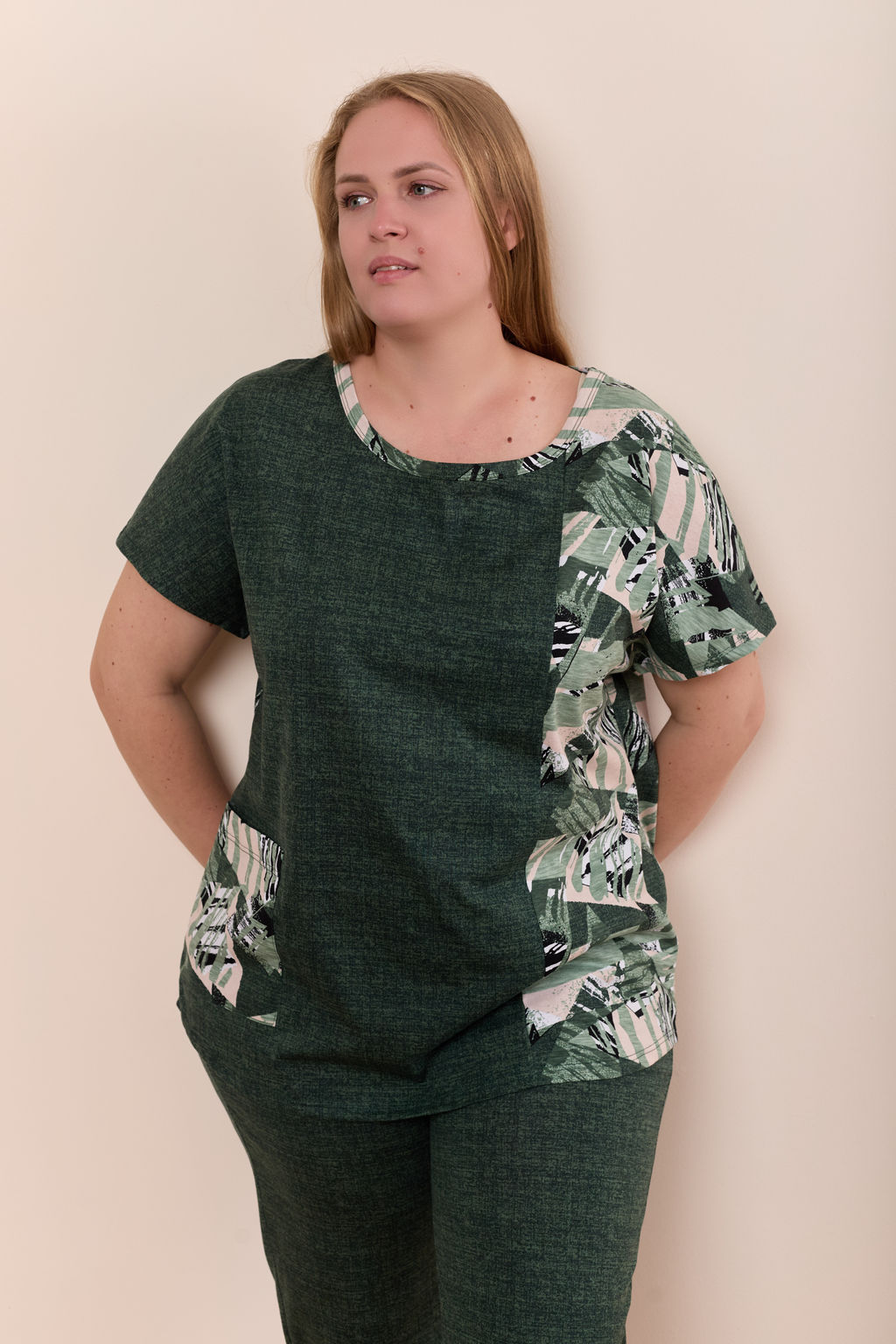Костюм футболка и капри М326113зб