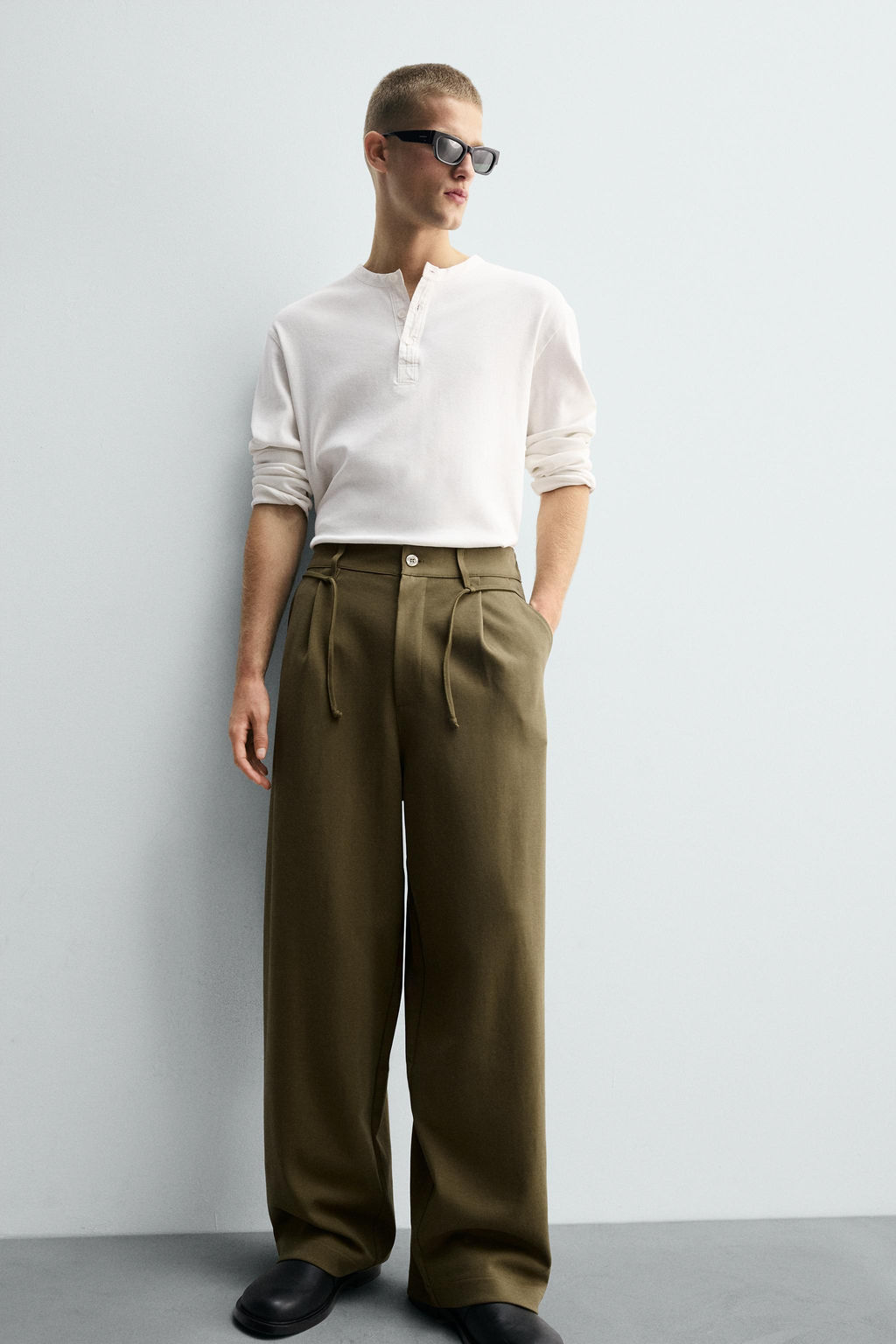 PLEATED DRAWSTRING TROUSERS - Zara фото 5