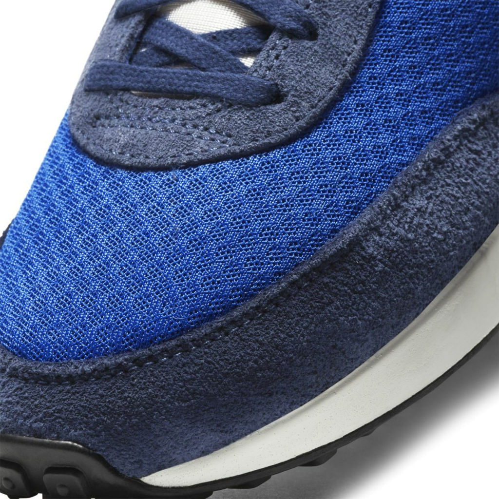 Кроссовки взрослые