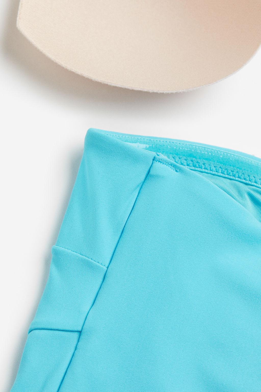 Top de bikini bandeau con relleno - H&m фото 2