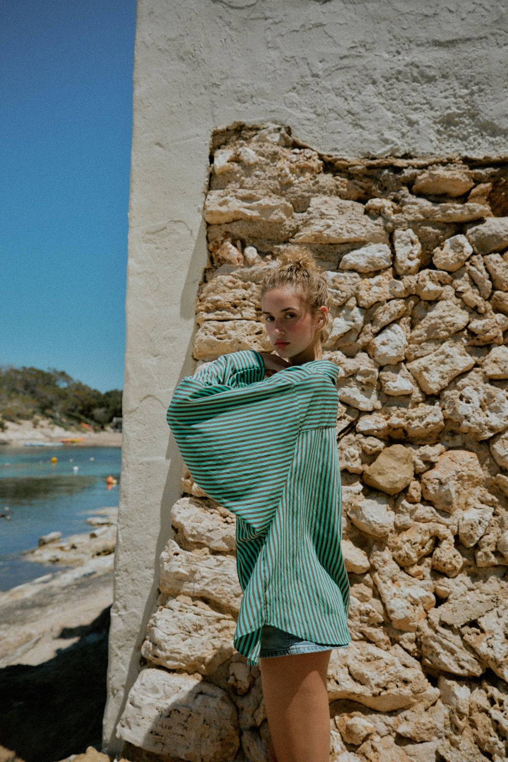 CAMISA OVERSIZE RAYAS / verde lavado
