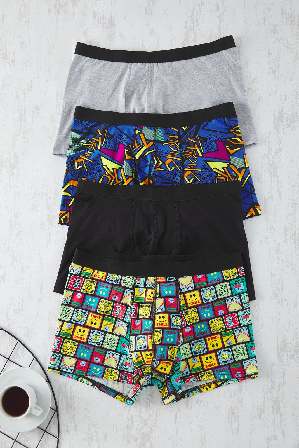 TRENDYOL MAN Cok Renkli 4lu Paket Esnek Pamuklu Desenli-Duz Boxer TMNSS25BX00001