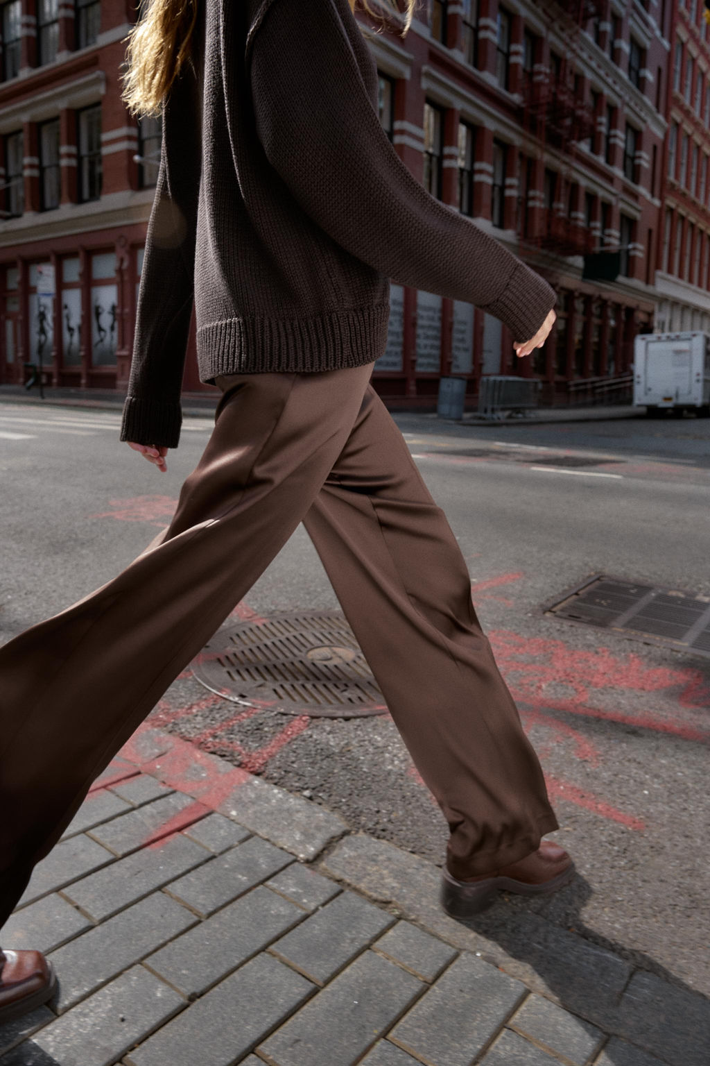 SATIN STRAIGHT-LEG TROUSERS - Zara фото 3