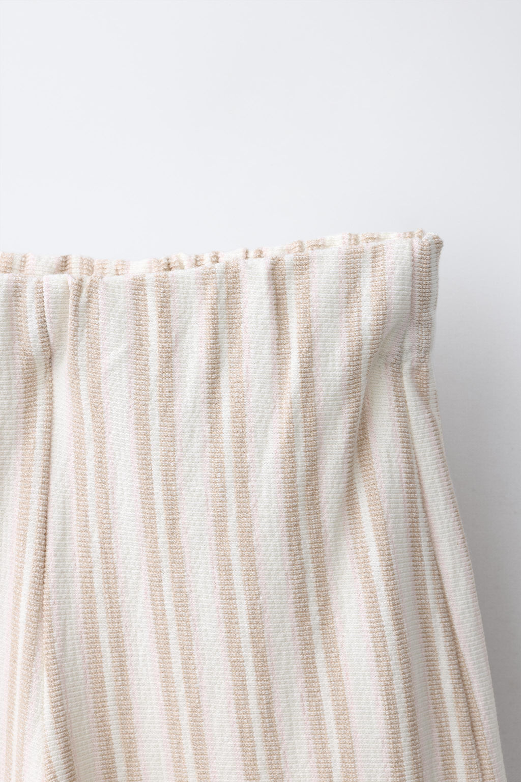 PANTAL?N WIDE LEG CARGO RAYAS / Crudo - Zara фото 3