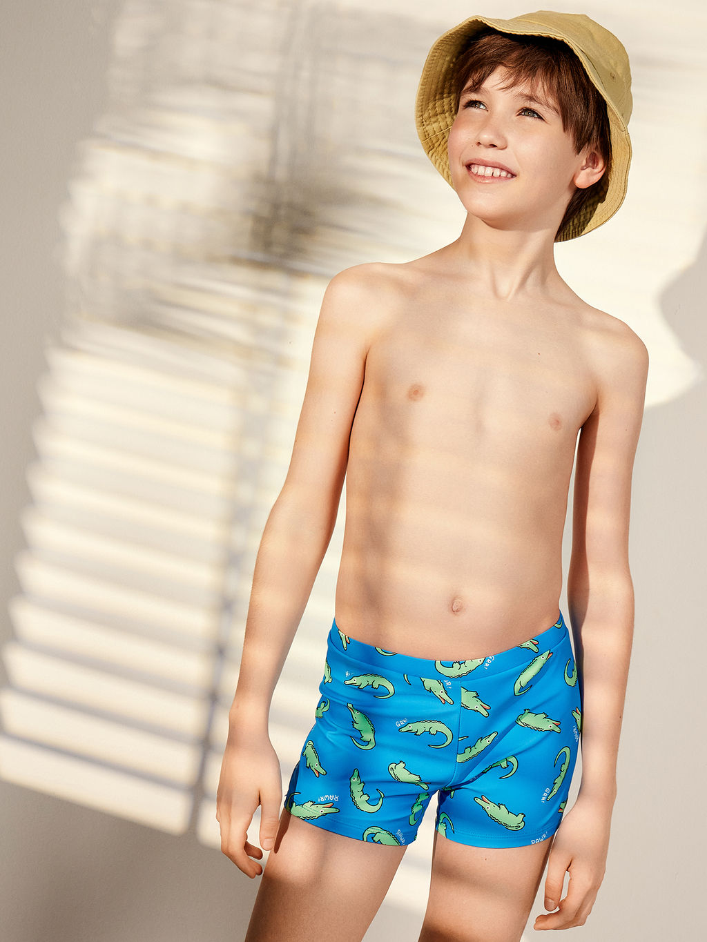 Трусы купальные для мальчиков синие с принтом крокодилы