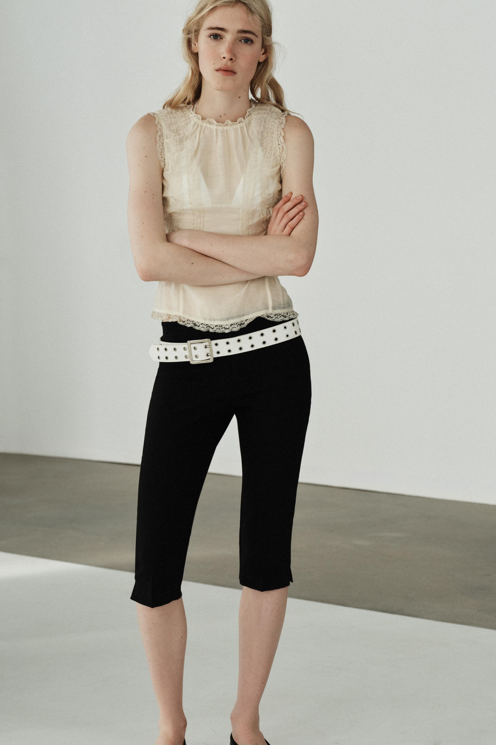 LACE SHIRT WITH COVERED BUTTONS - Zara фото 14