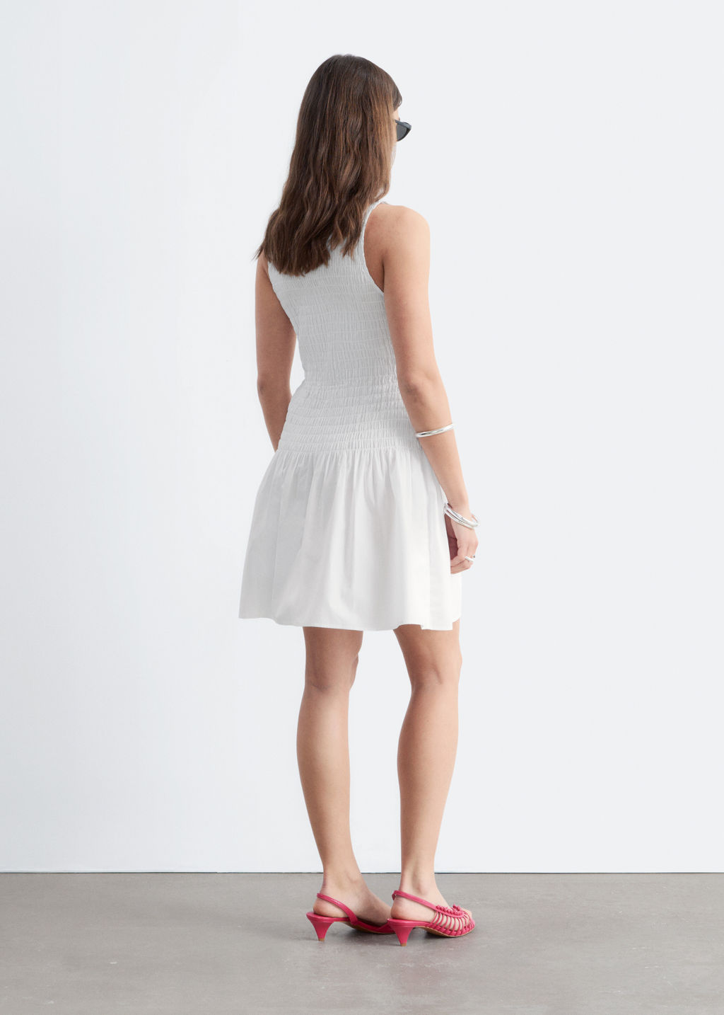 Minivestido en popelina de algod?n fruncido - H&m фото 6