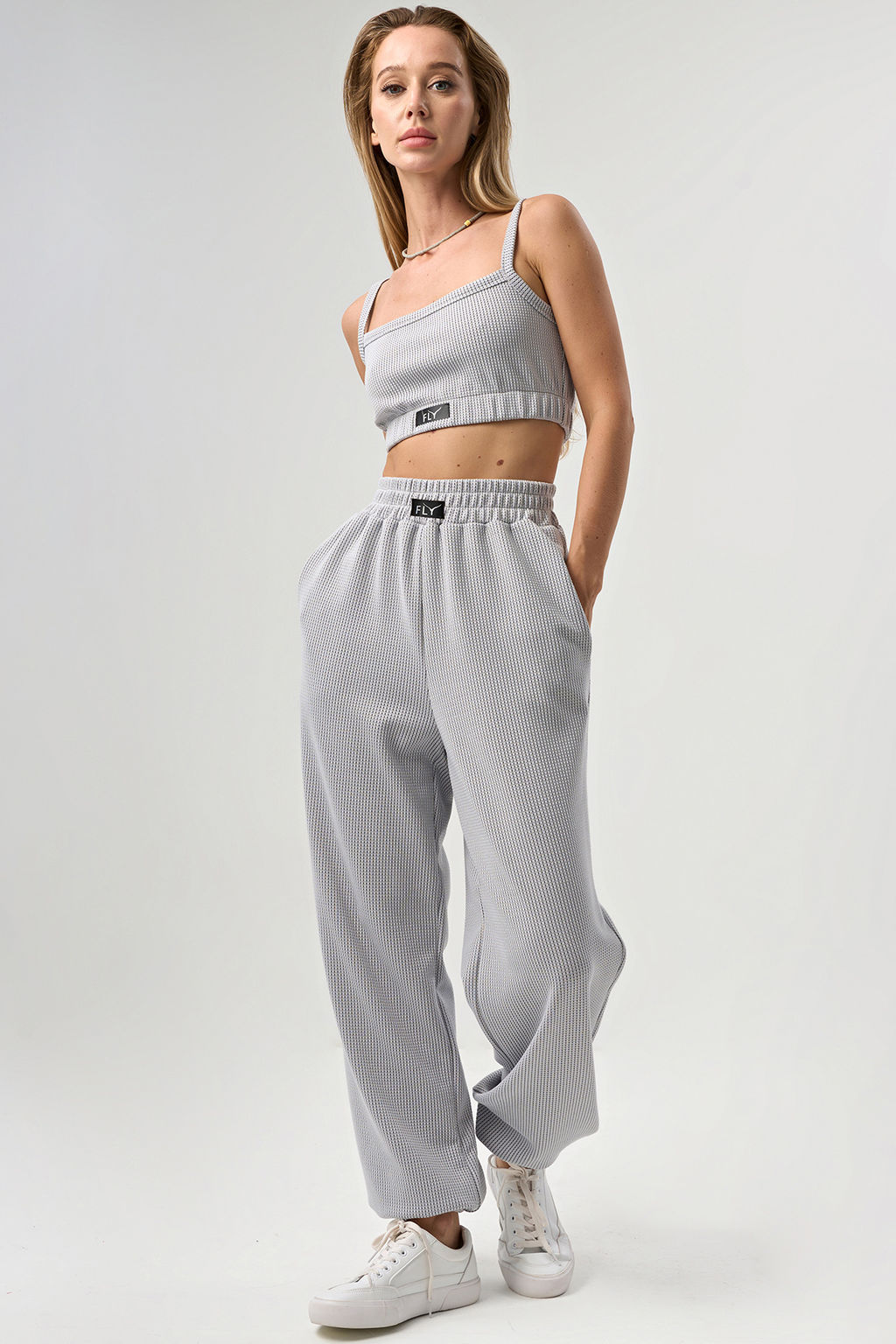 Топ на бретелях из плотного трикотажа серый