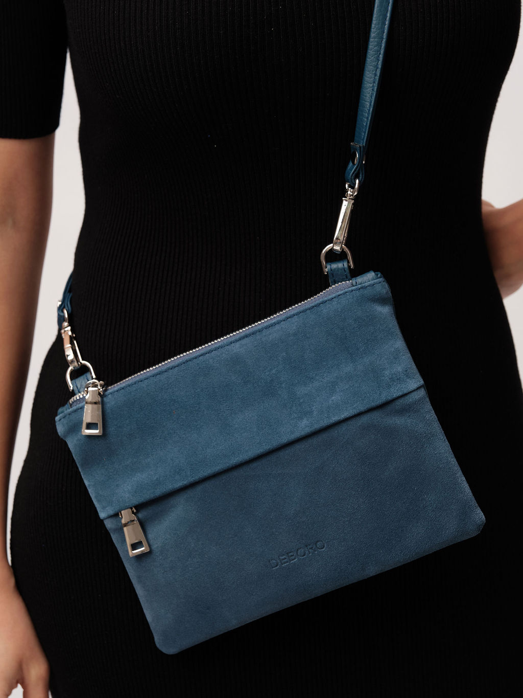 Кросс-боди сумка Deboro 3017 синяя волна велюр