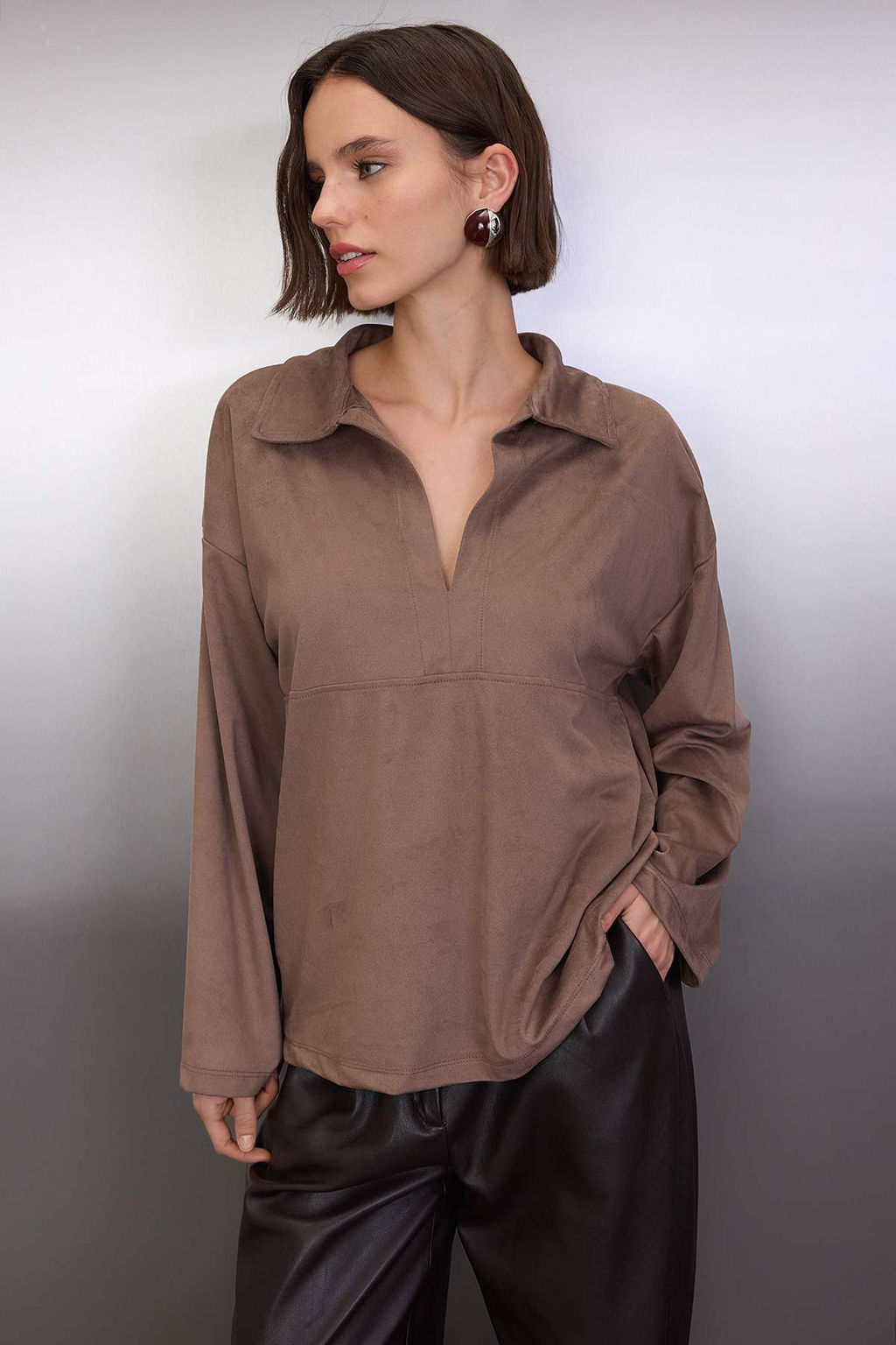 Koyu Kahverengi Relaxed/Rahat Kal?p Orme Suet Gomlek TWOAW26GO00103 - Trendyolmilla фото 2