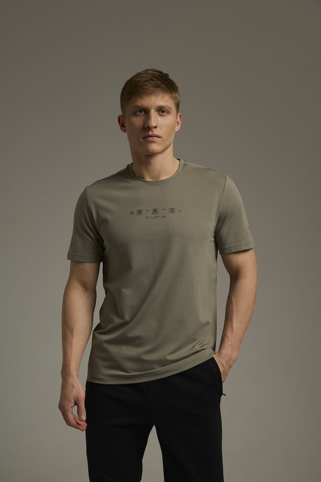 Футболка Серо-зеленый