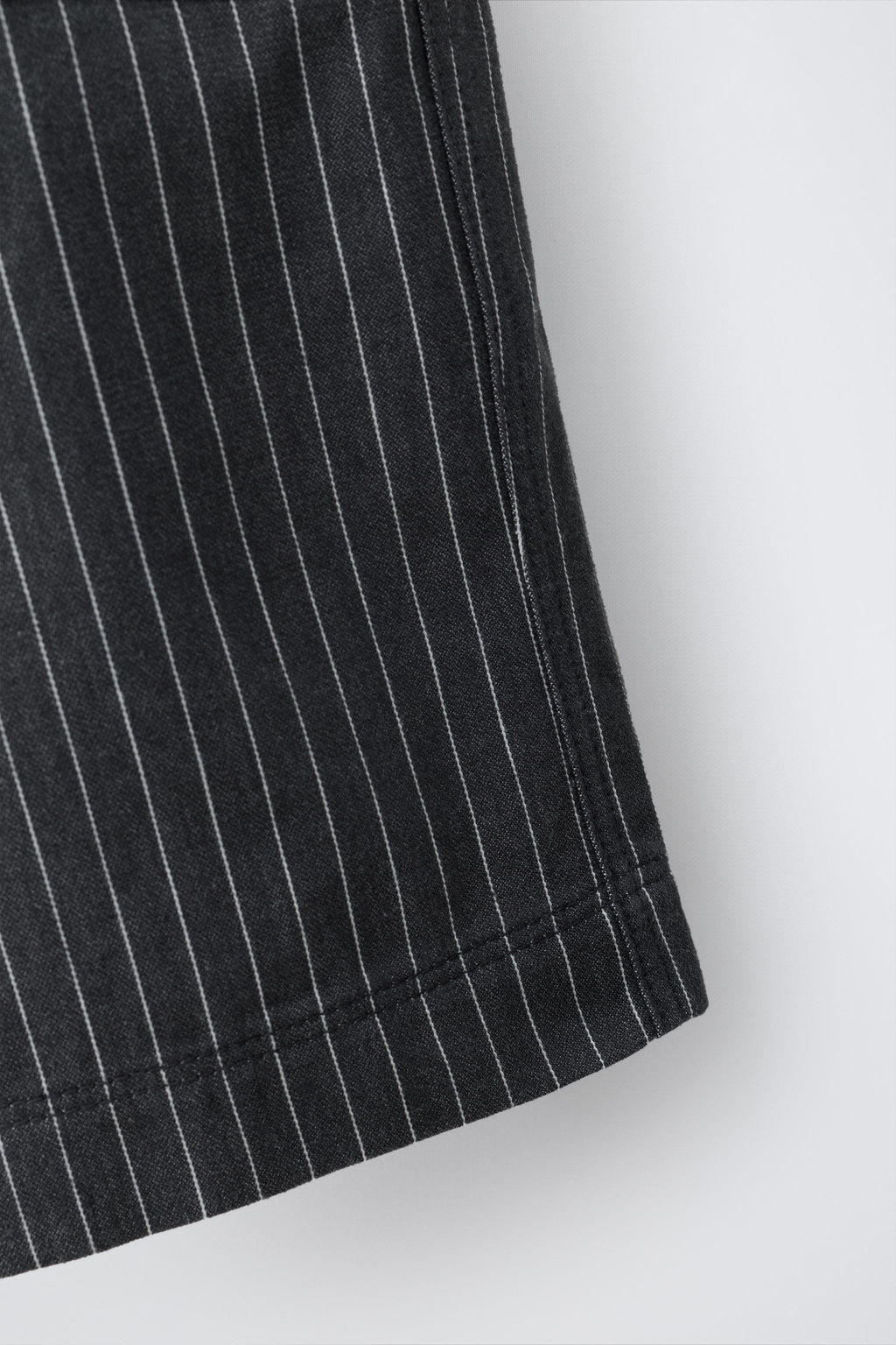 PANTL?N CARPENTER ESTAMPADO RAYAS / Gris antracita - Zara фото 4