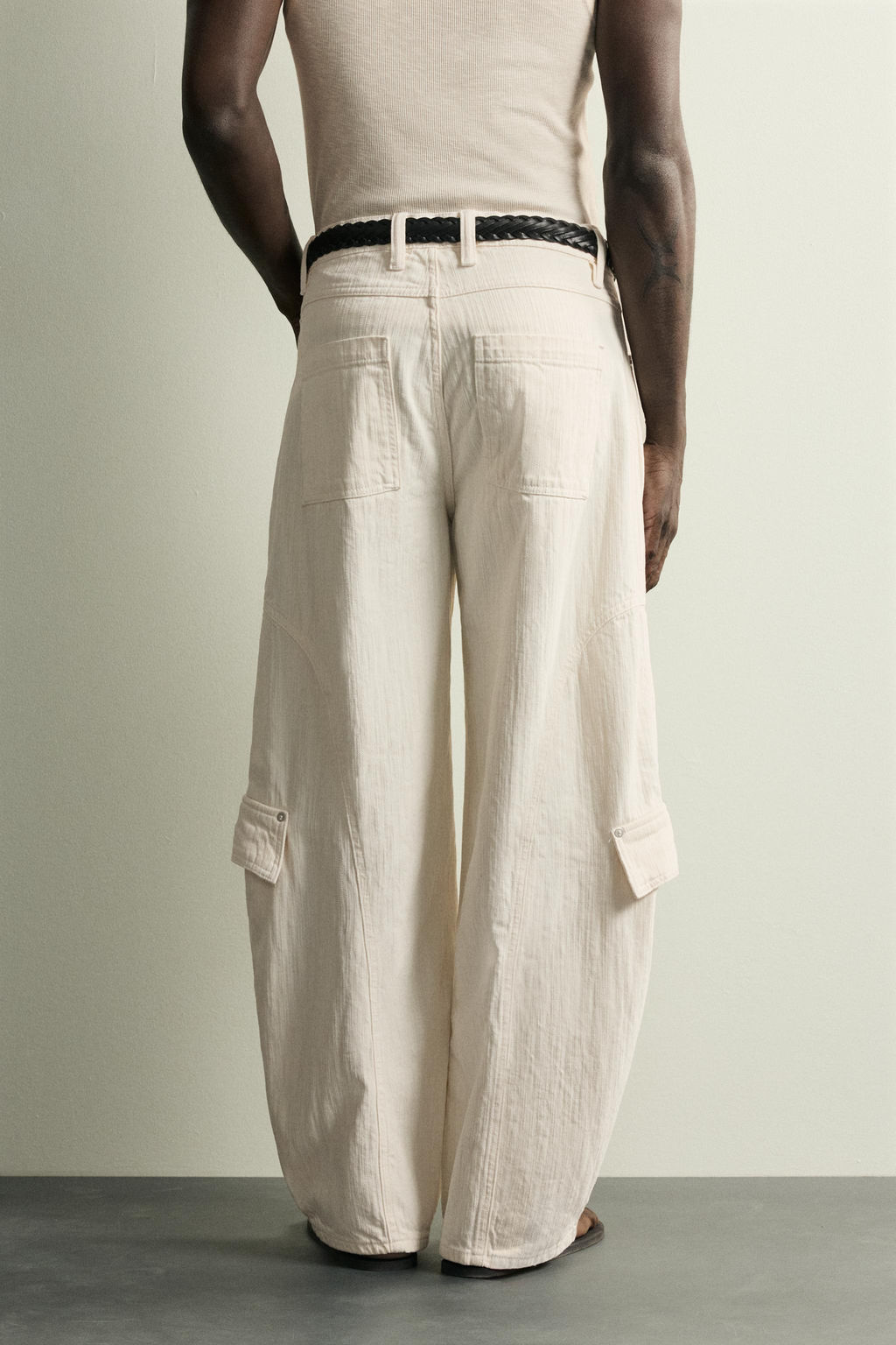 JEANS CARGO BALLOON FIT / blanco - Zara фото 3