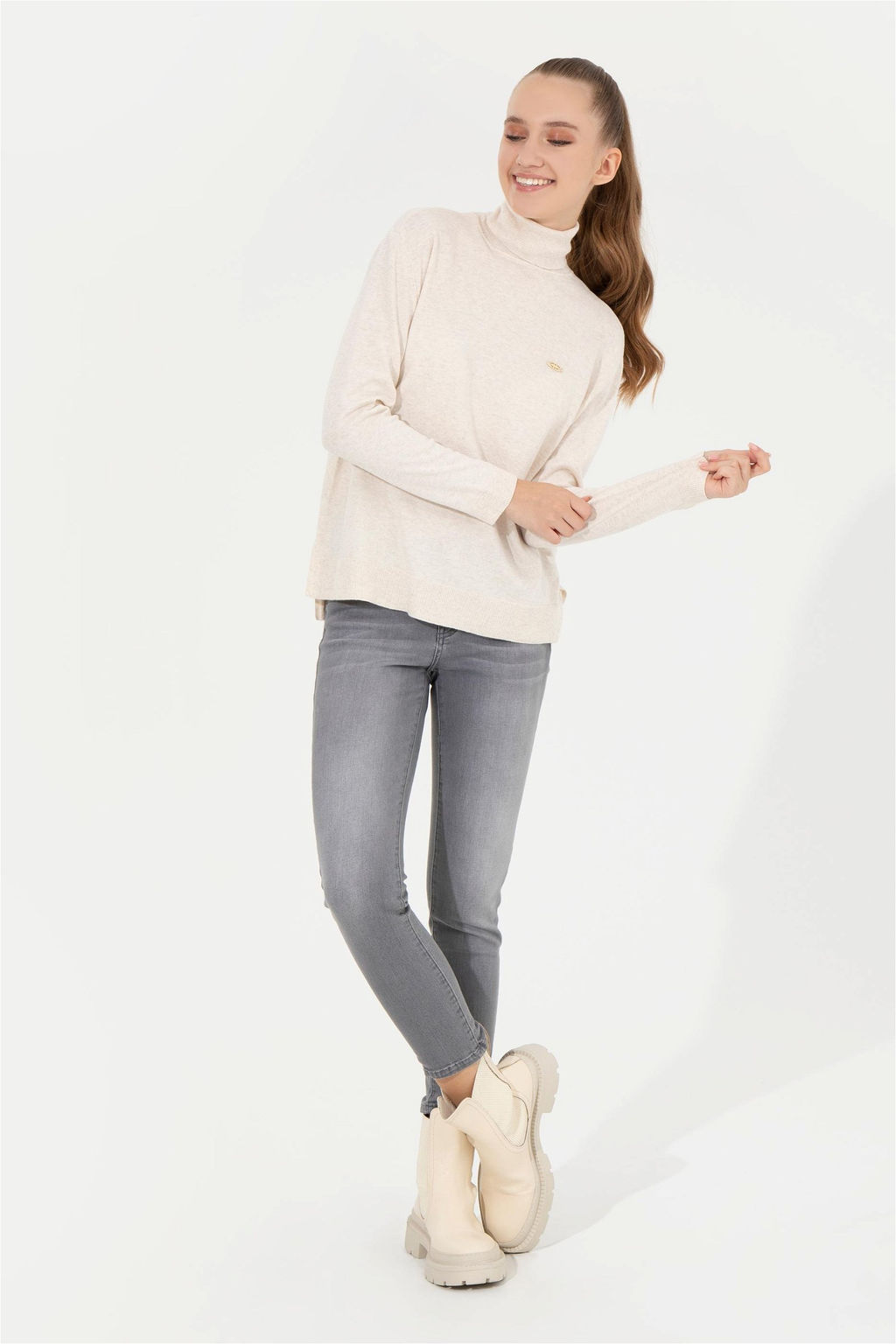 Женский базовый свитер кремового меланжевого цвета - U.s. polo assn фото 7