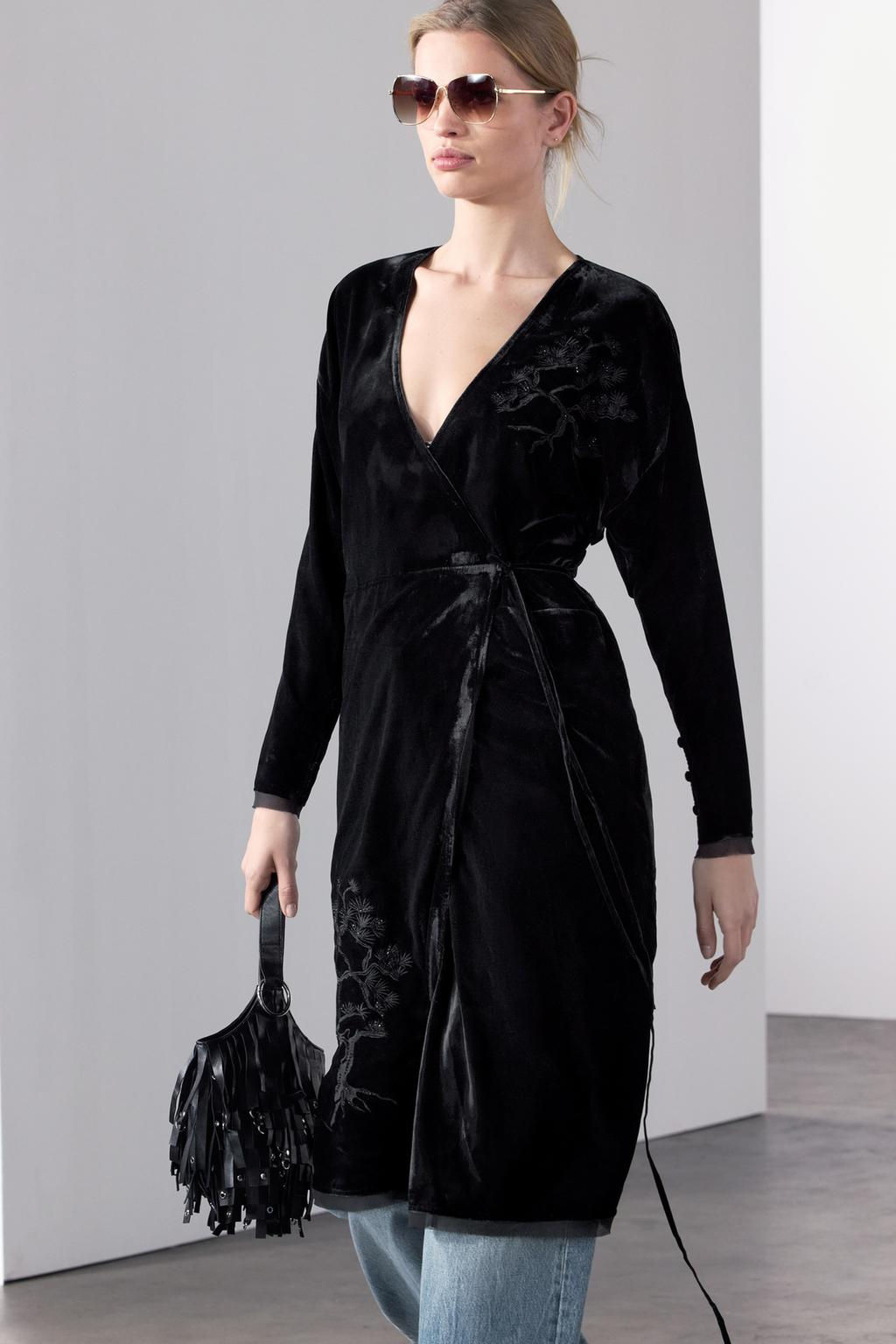 ZW COLLECTION EMBROIDERED VELVET KIMONO - Zara фото 3