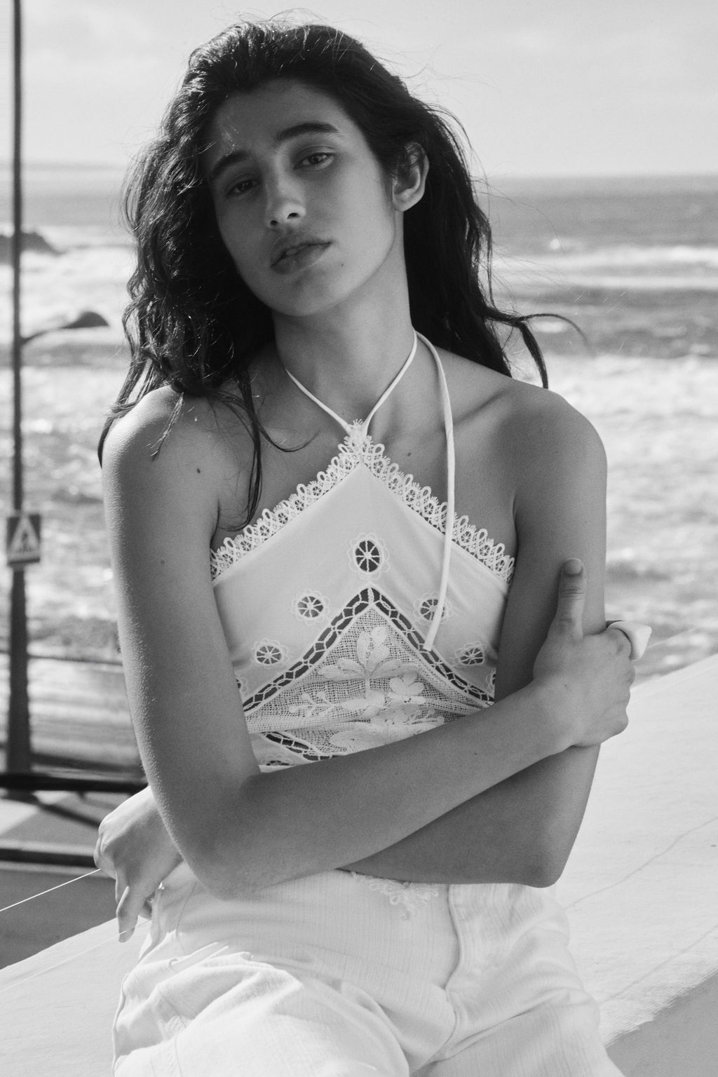 Top halter con detalles de encaje - H&m фото 4