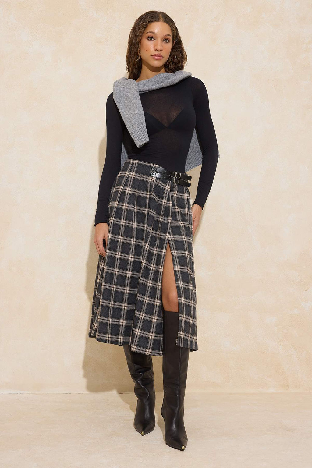 Ekoseli/Kareli Flanel Dokuma Midi Y?rtmac Detayl? Etek TWOSS26ET00046