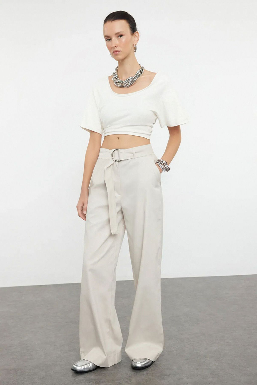 TRENDYOLMILLA Tas Wide Leg/Genis Paca Dokuma Pantolon TWOSS23PL00142