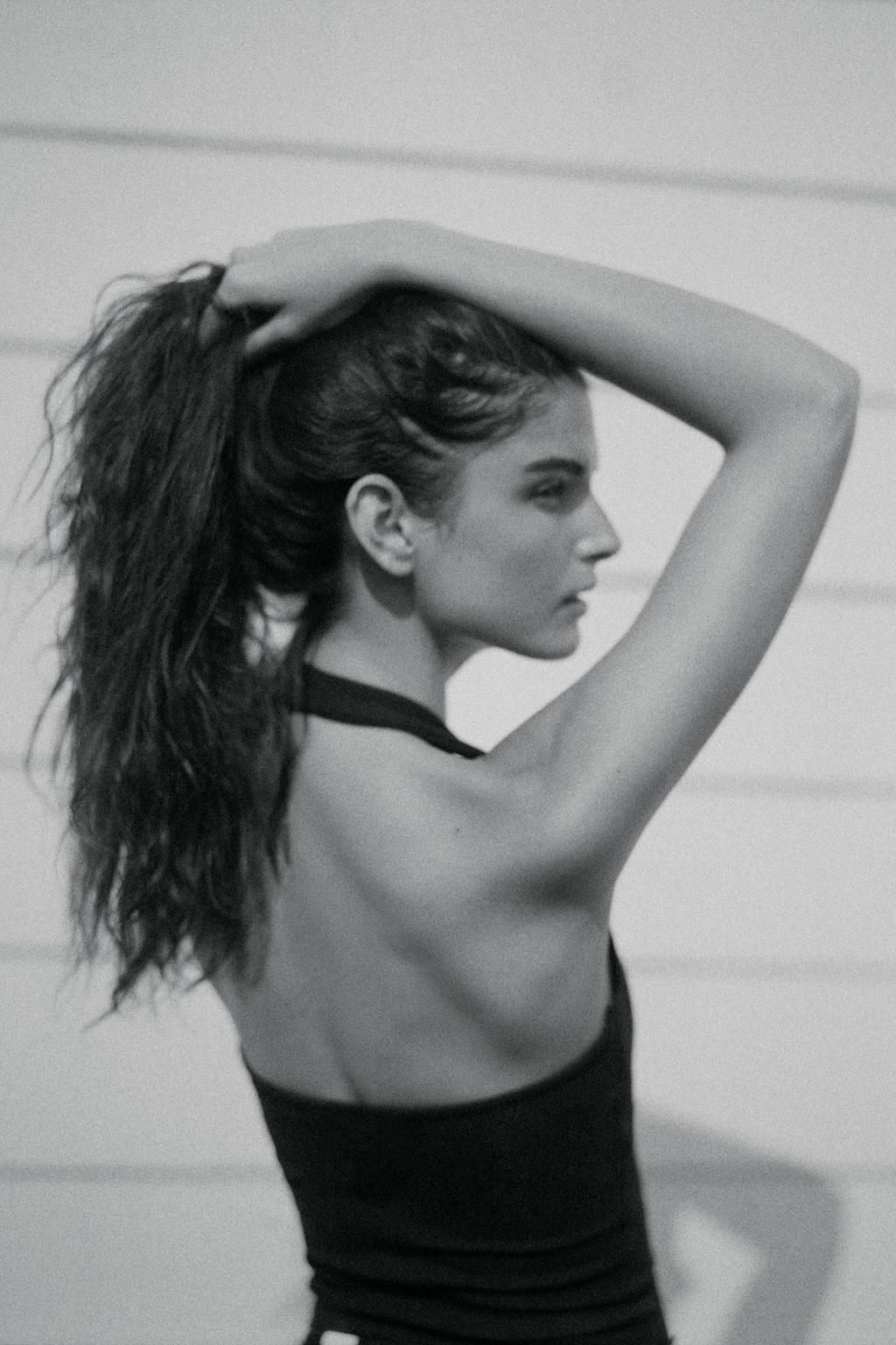 HALTER TOP - Zara фото 10