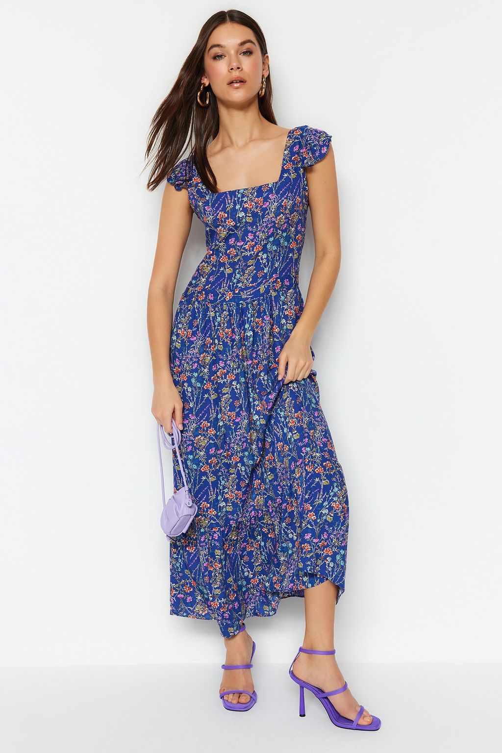 Mavi Cicek Desenli Kare Yaka A Kesim Viskon Midi Dokuma Elbise TWOSS20EL3331