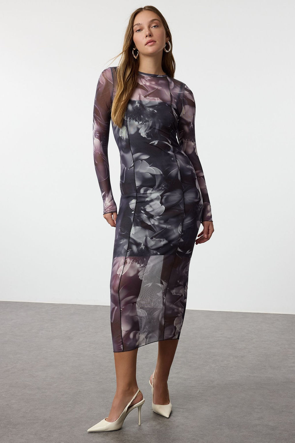 TRENDYOLMILLA Antrasit Tul Astarl? Vucuda Oturan Midi Orme Elbise TWOAW24EL00164  фото 10