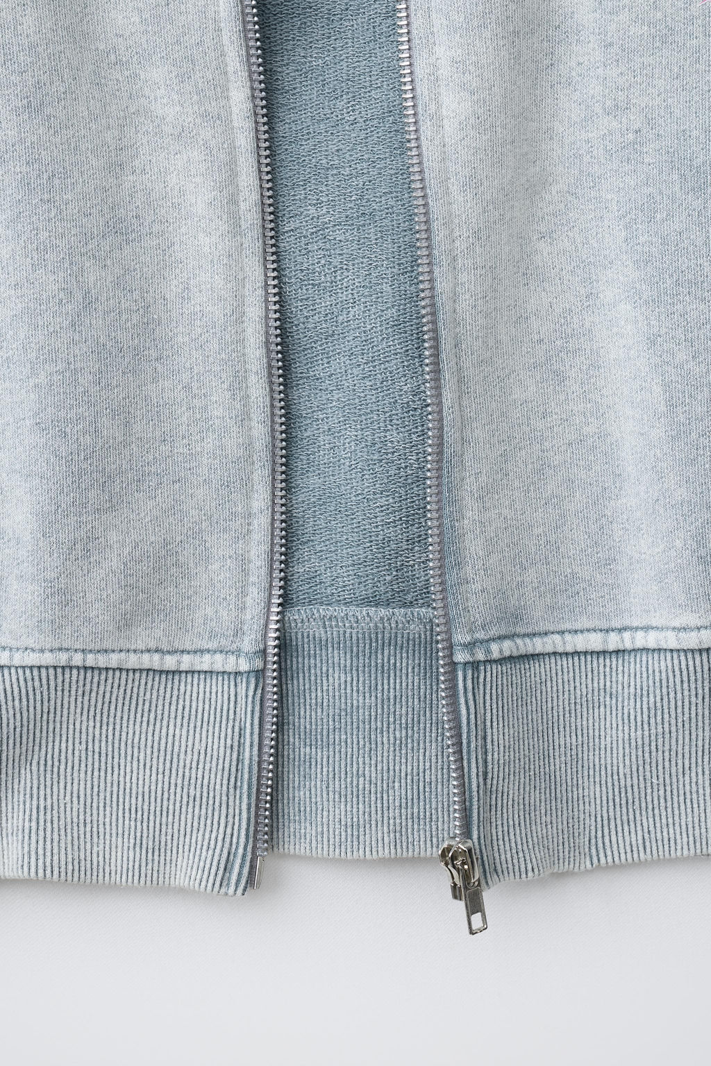 SUDADERA CREMALLERA EFECTO LAVADO KPOP DEMON HUNTERS NETFLIX / Gris medio - Zara фото 7